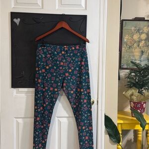 LuLaRoe Leggings with Colorful Geometric Print, original 2010s
